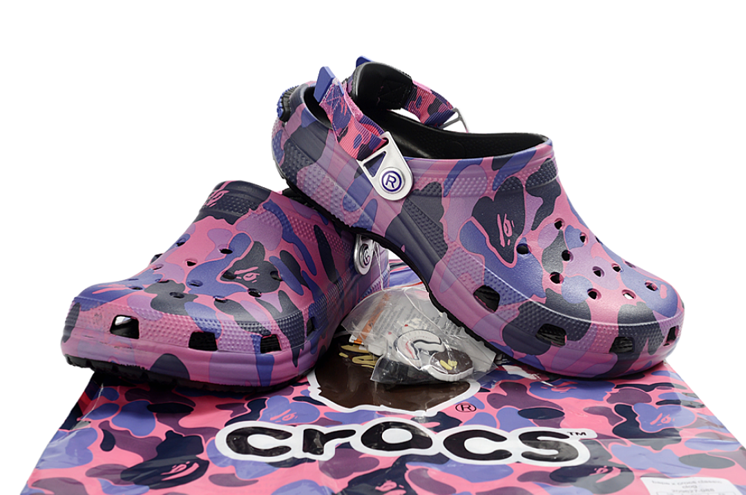 crocs