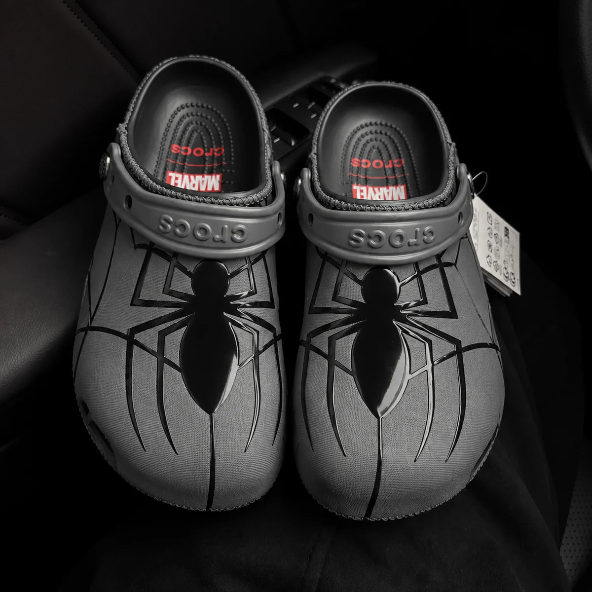 Crocs Spiderman gris
